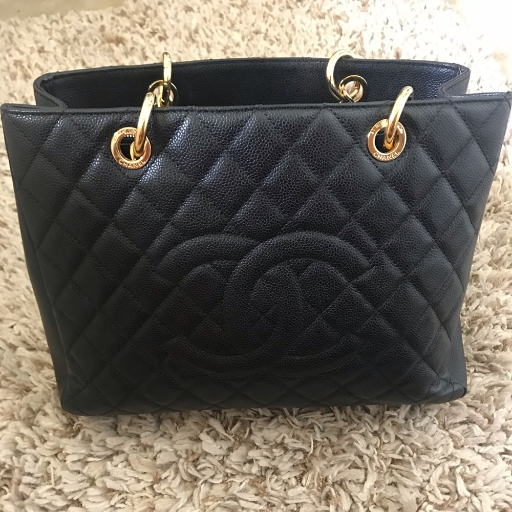 Authentic Chanel Caviar Gold Chain GST